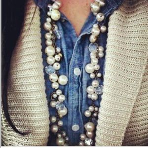 Chloe & Isabel Pearl Necklace and purse